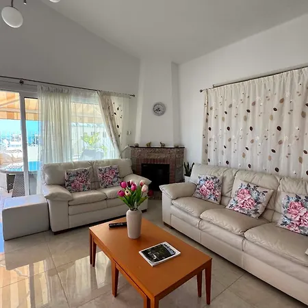 וילה Peyia Palm פאפוס