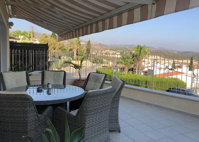 Peyia Palm Villa Paphos