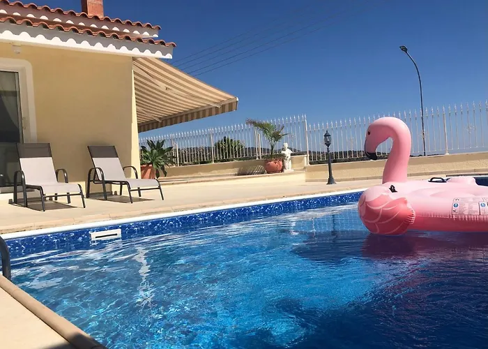 Peyia Palm Vila Paphos